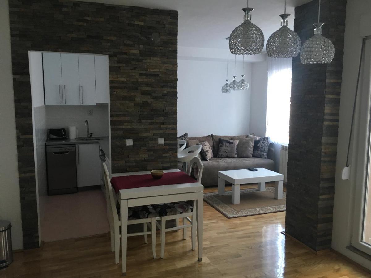 Ms - Downtown With Free Parking Space Leilighet Beograd Rom bilde